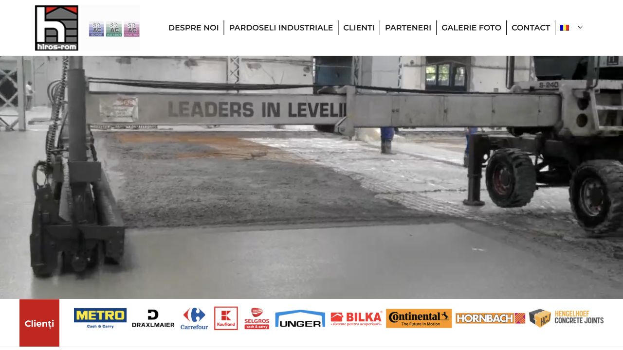 Hiros — Multilingual B2B Website case study