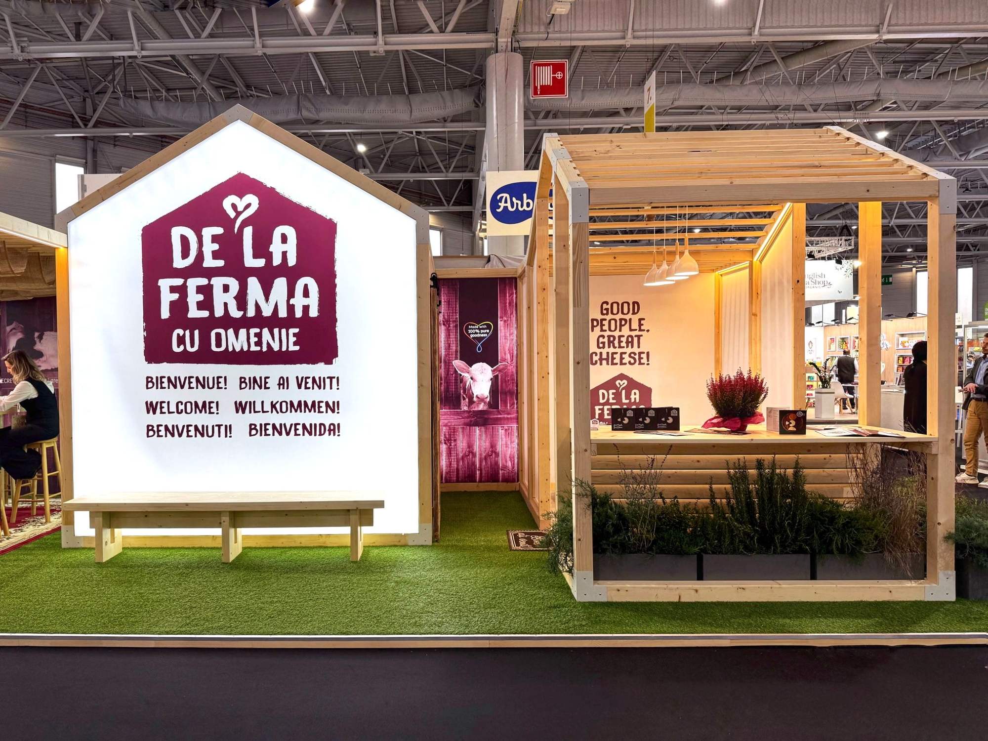 Ferma cu Omenie timber exhibition stand at SIAL Paris 2024, built by KADD